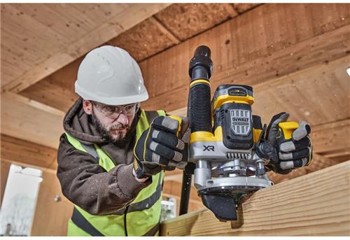 DEWALT BOVENFREESMACHINE DCW620NT 18V, foto 2 van 2